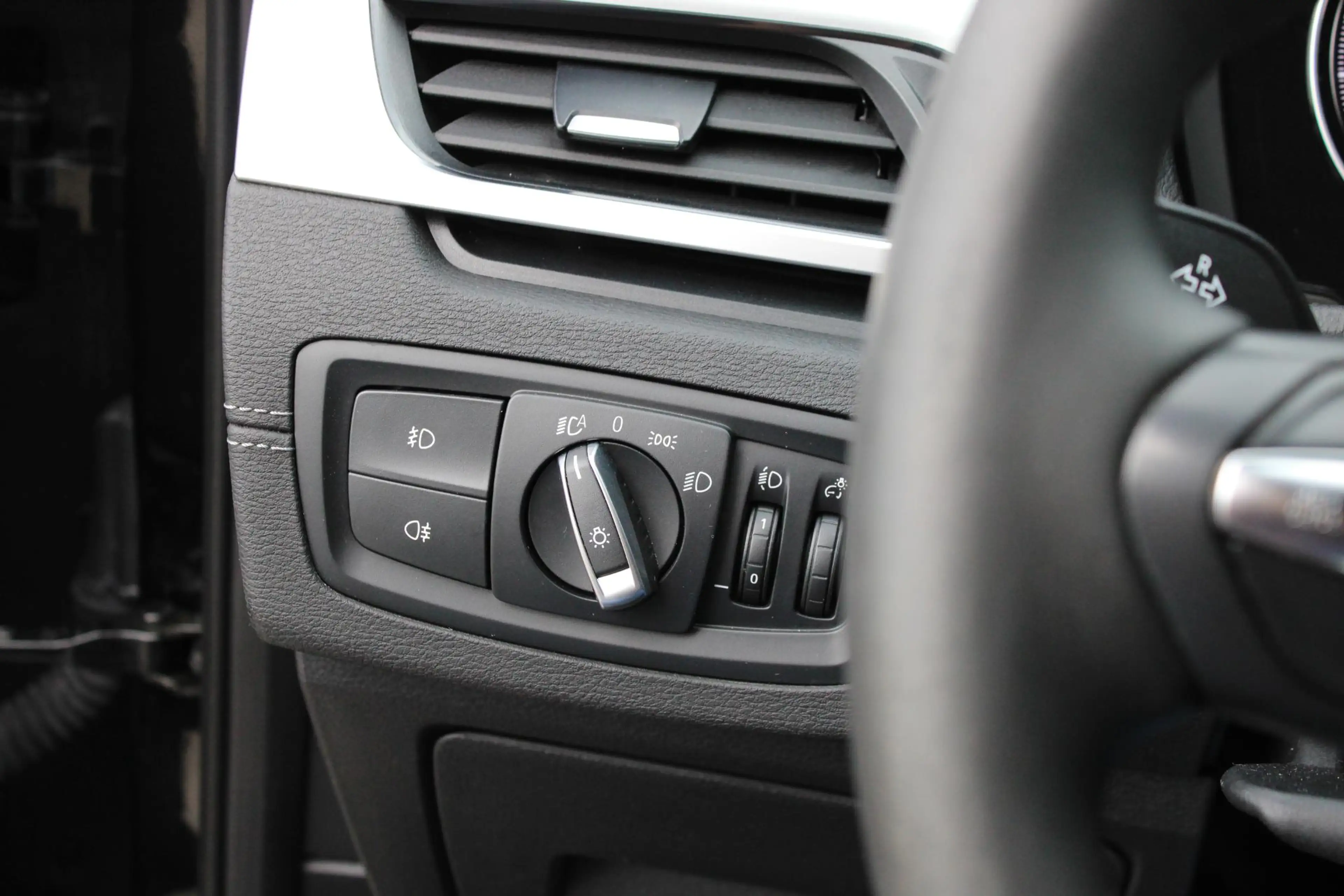 BMW X1 sDrive18i Camera | Stoelverwarming | Navi | Leder — photo 19