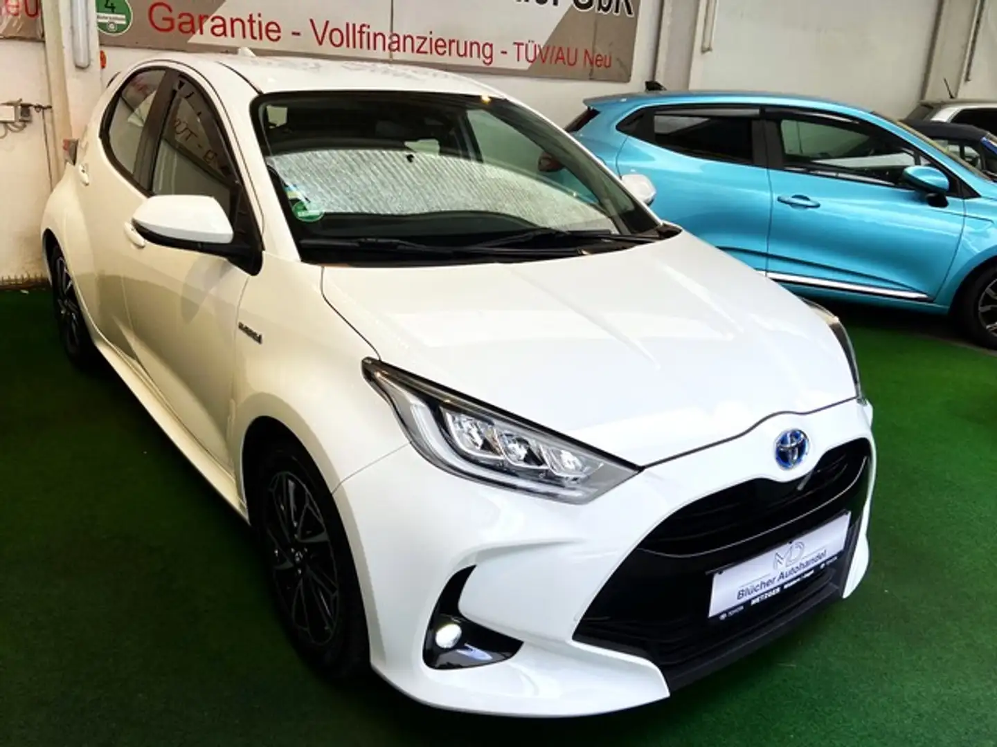 Toyota Yaris Hybrid Team D Sitzheizung Apple CarPlay Werkgarant Blanc - 2