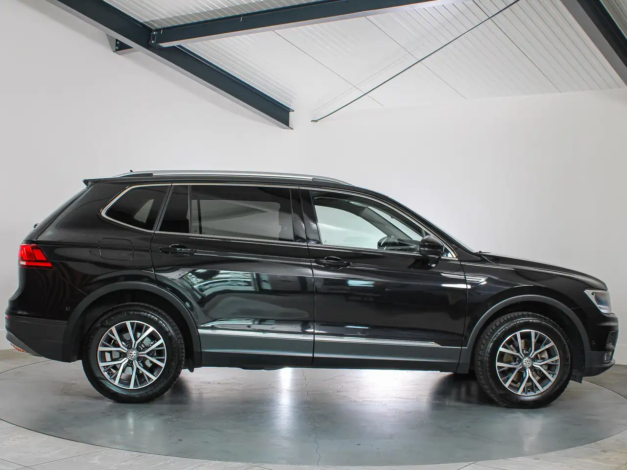 Volkswagen Tiguan Allspace 1.5 TSI Comfortline Business 7-Persoons Apple Carp, миниатюра 9