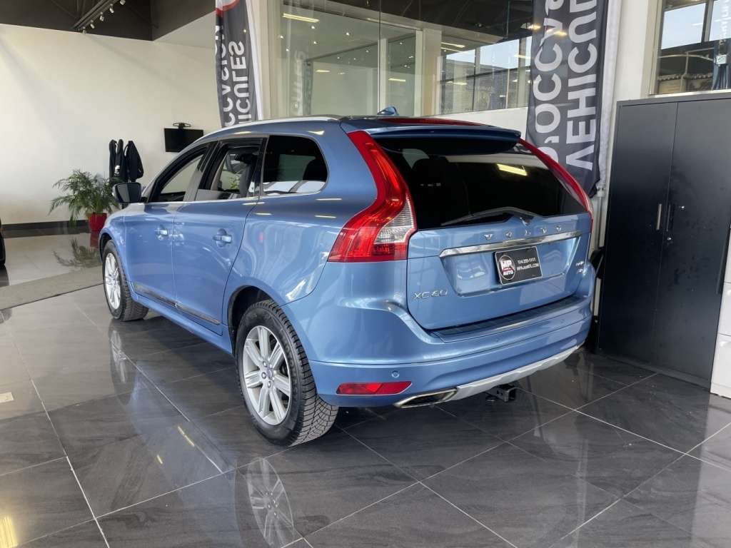 2016 Volvo XC60 T6 Premier alt 5