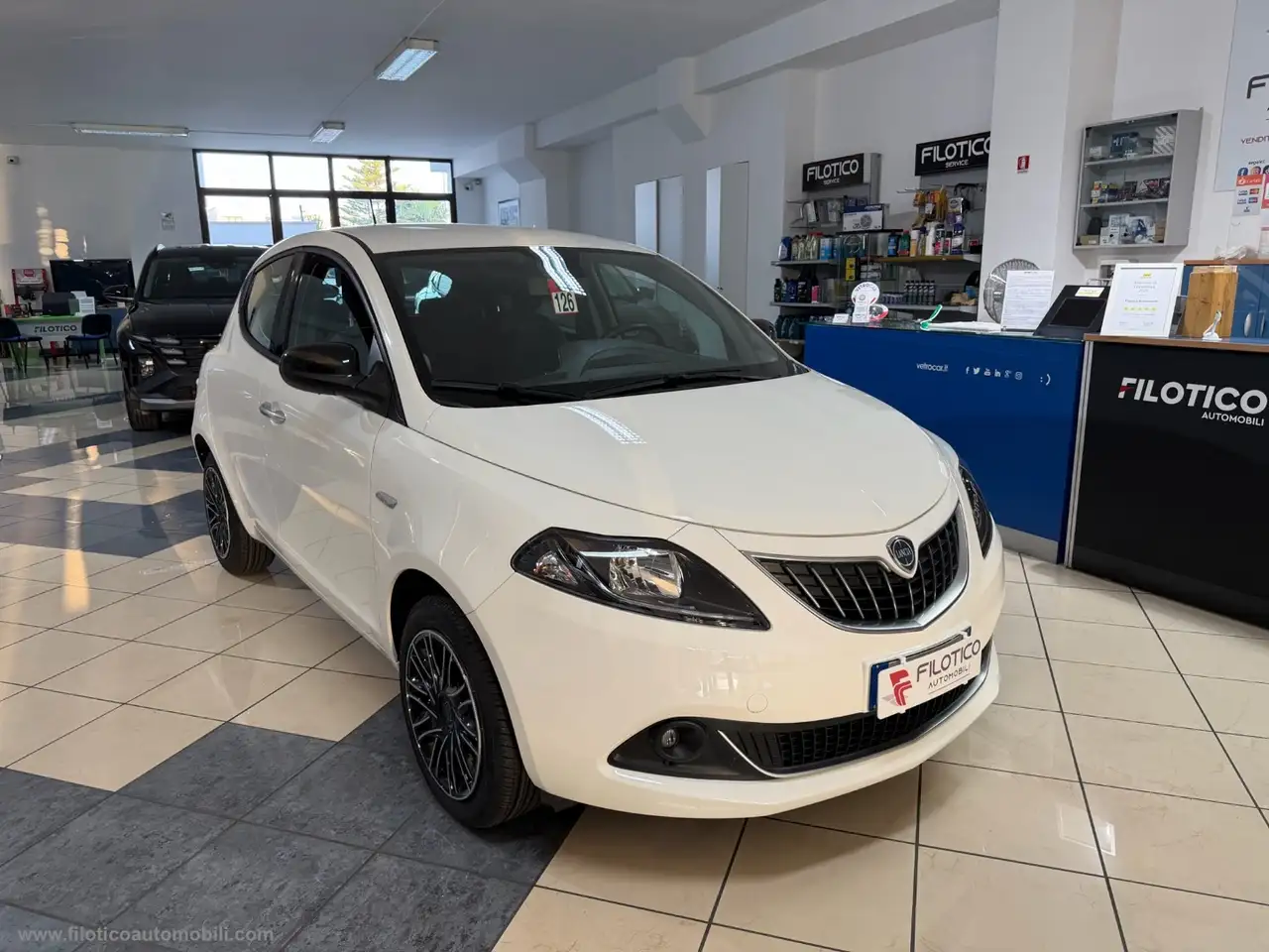 Lancia Ypsilon 2023