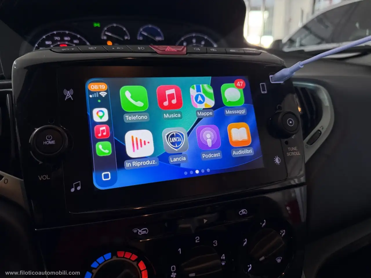 Lancia Ypsilon 2023