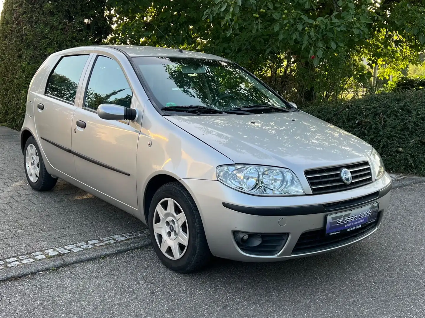 Fiat Punto 1.3 JTD 70 Multijet Dynamic *TÜV*KLIMA* Silber - 1