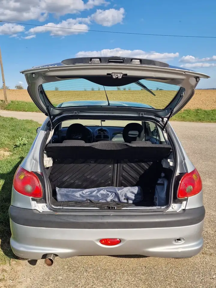 Peugeot 206, foto 2