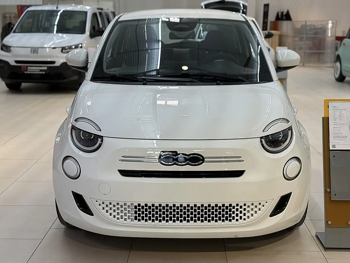 Fiat 500 Hatchback Hybrid Torino Weiß - 1
