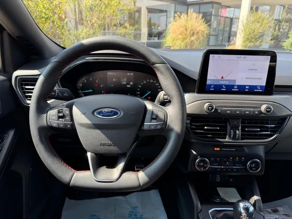 Ford Focus Turnier ST-Line | ACC | Head Up | Spurass Bild 7