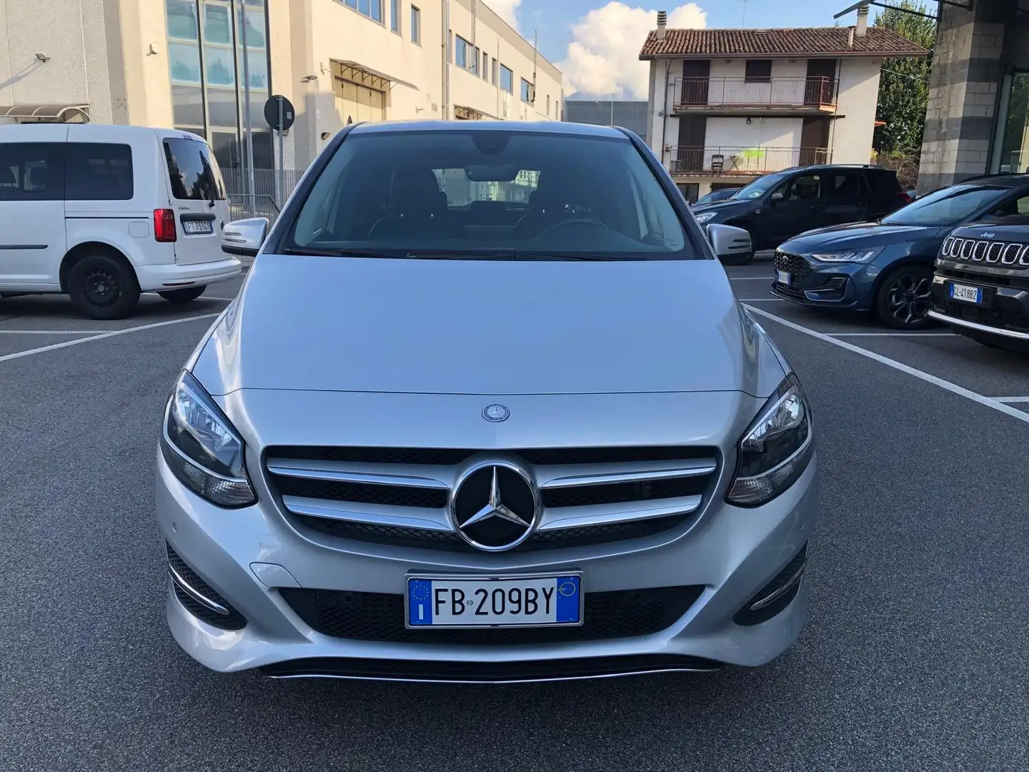 Mercedes-Benz B 180 Classe B - T246 d (cdi) Executive auto FL E6 Silber - 2