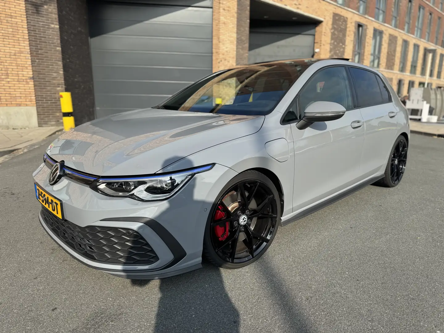 Volkswagen Golf 1.4 GTE Plug-In-Hybrid DSG - 2