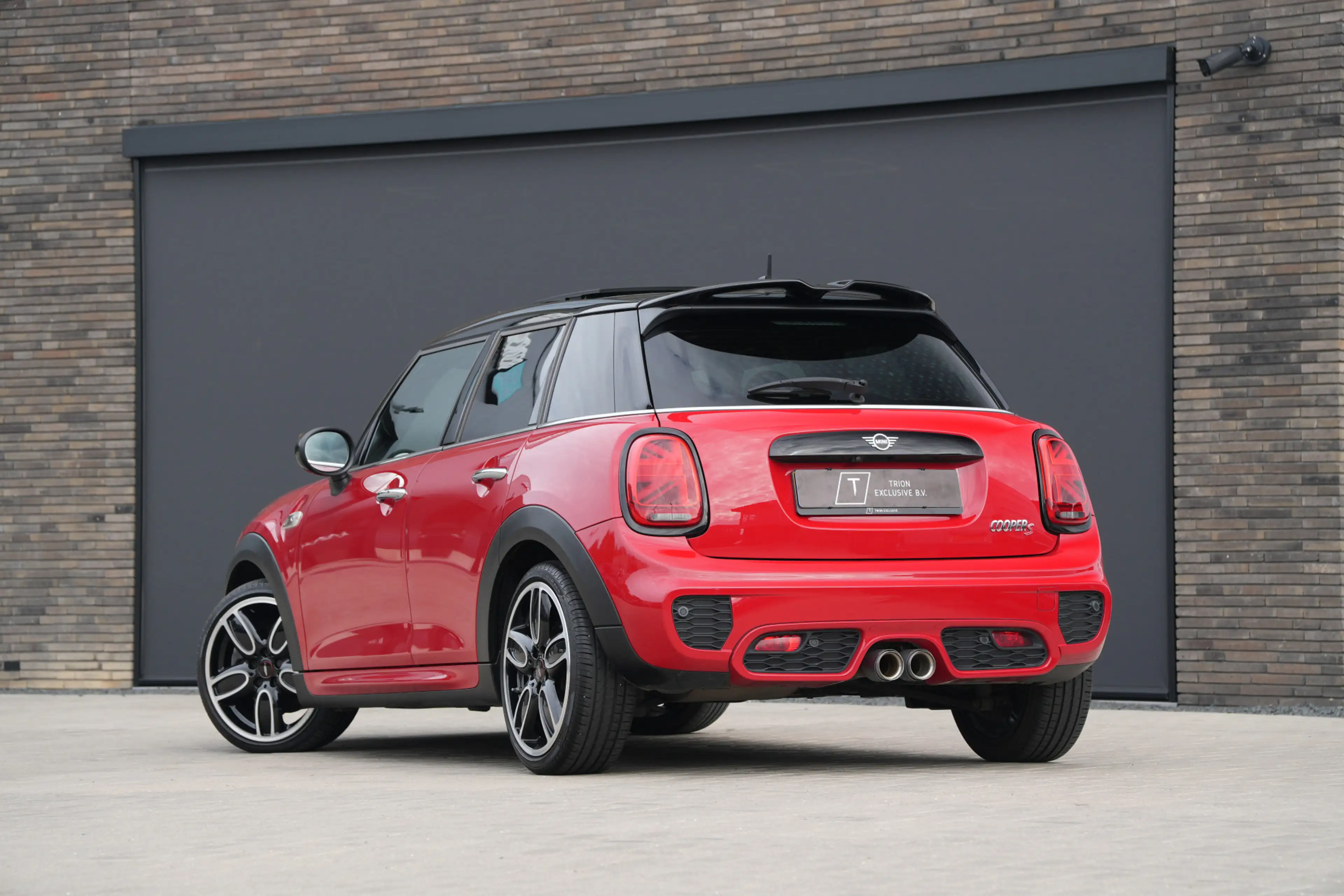 MINI John Cooper Works S 2.0 5-Deurs Knightsbridge | H&K | JCW Uitlaat | — photo 3