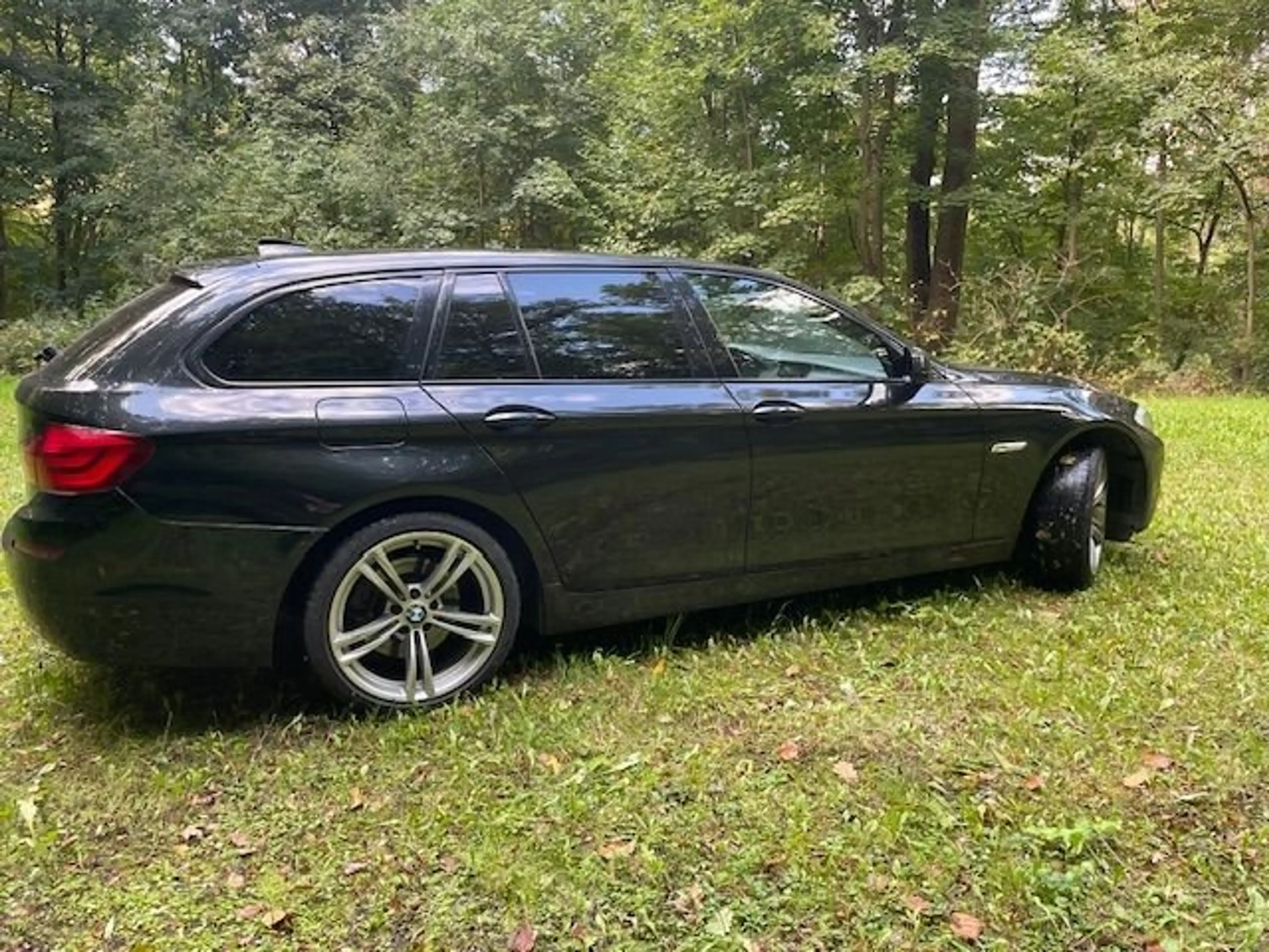 BMW 525 525 d xDrive — photo 4