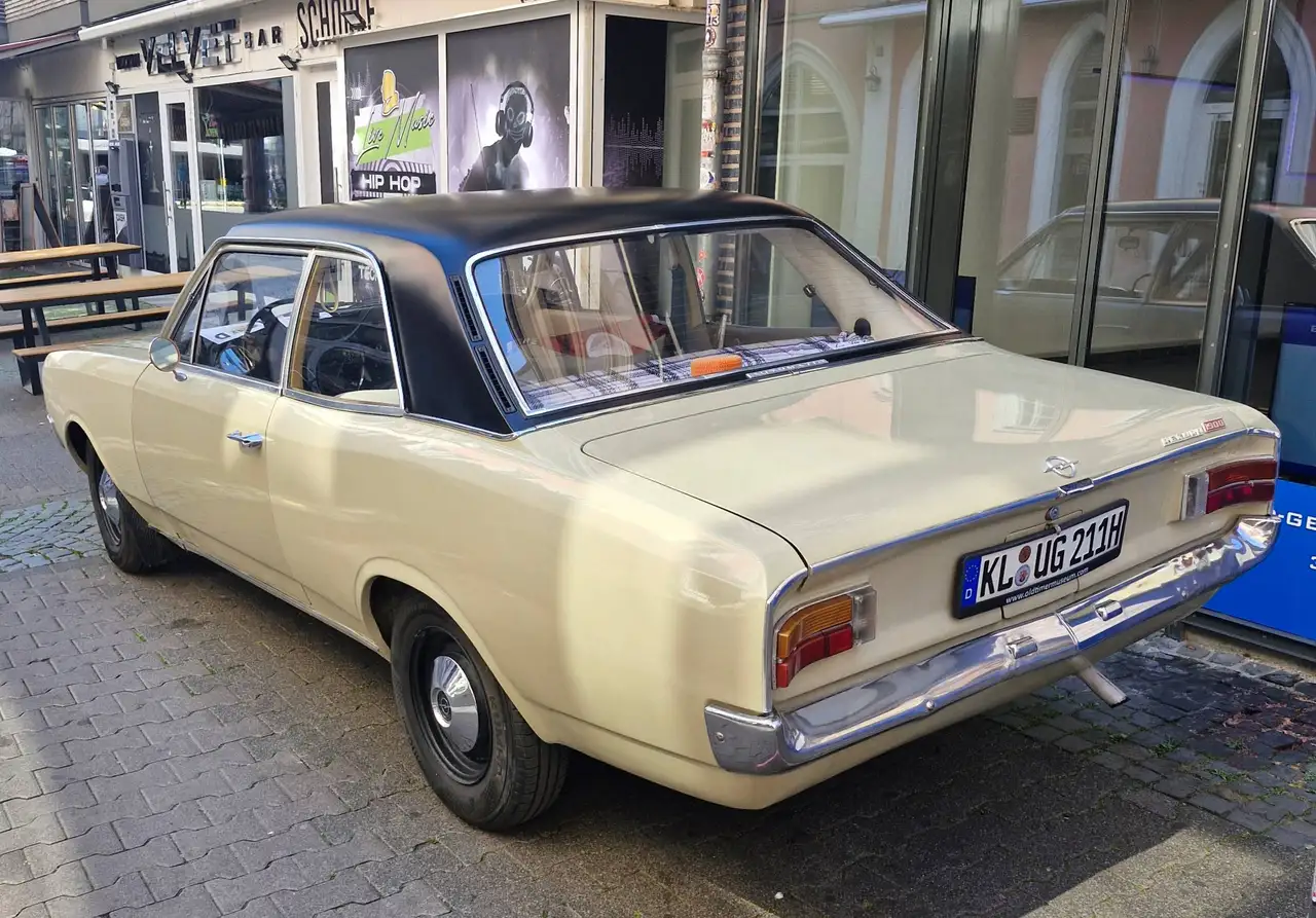 Opel Rekord C CL, foto 2
