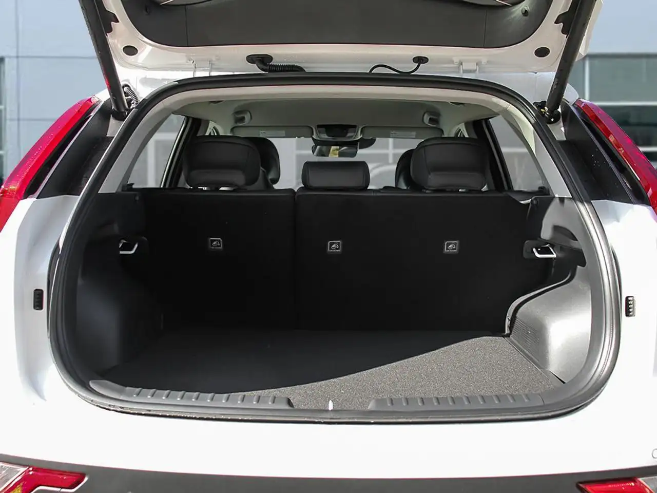 Kia Niro снимка Kia Niro