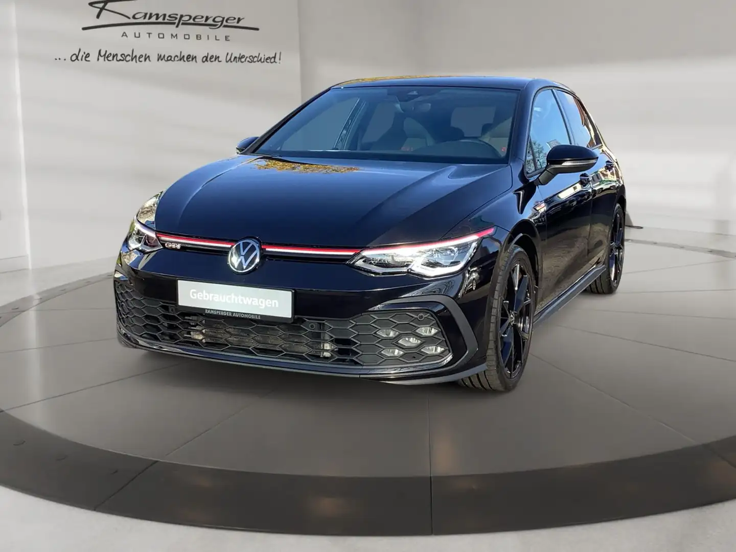 Volkswagen Golf VIII 2.0 TSI GTI ACC Matrix APP 19 Zoll Kam Schwarz - 2