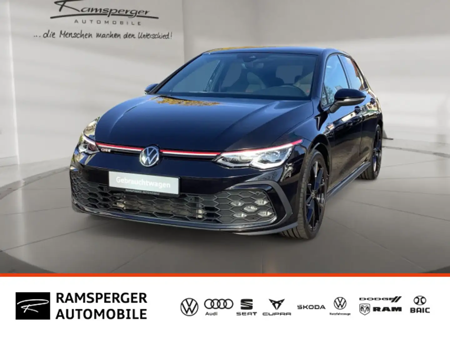 Volkswagen Golf VIII 2.0 TSI GTI ACC Matrix APP 19 Zoll Kam Schwarz - 1