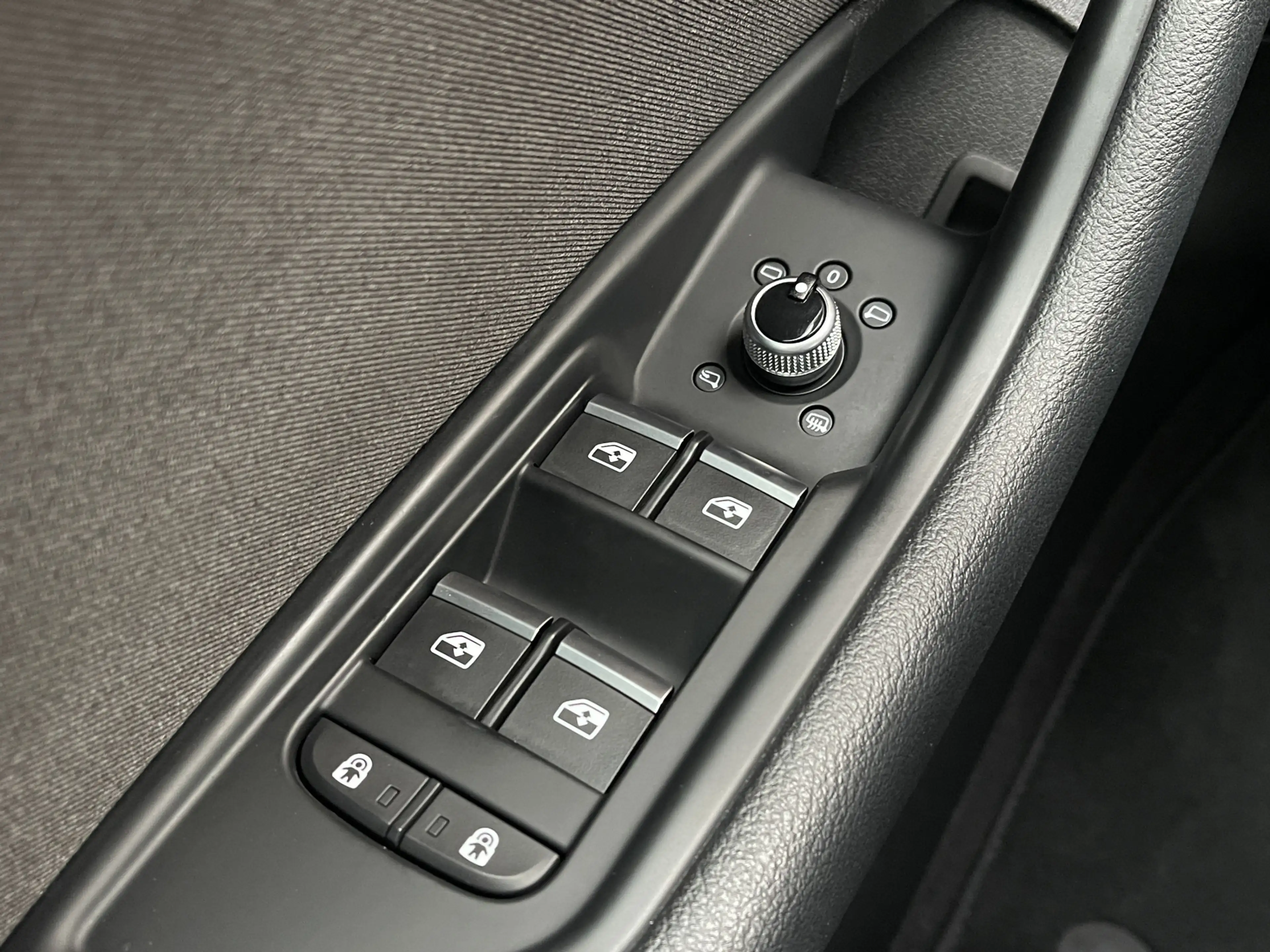 Audi A5 Sportback 40 TFSI quattro S edition | Trekhaak Weg — photo 10