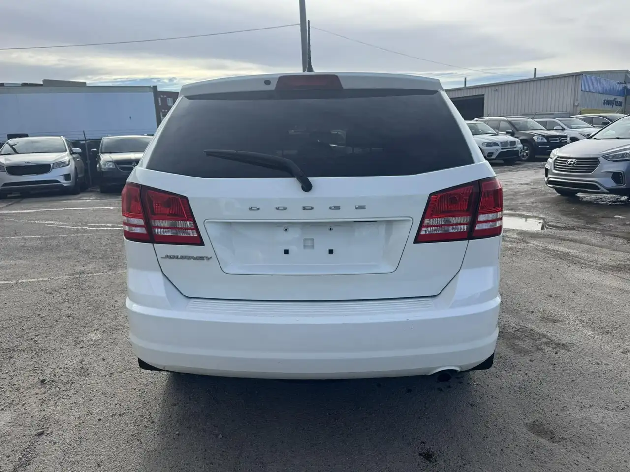 Dodge Journey снимка Dodge Journey