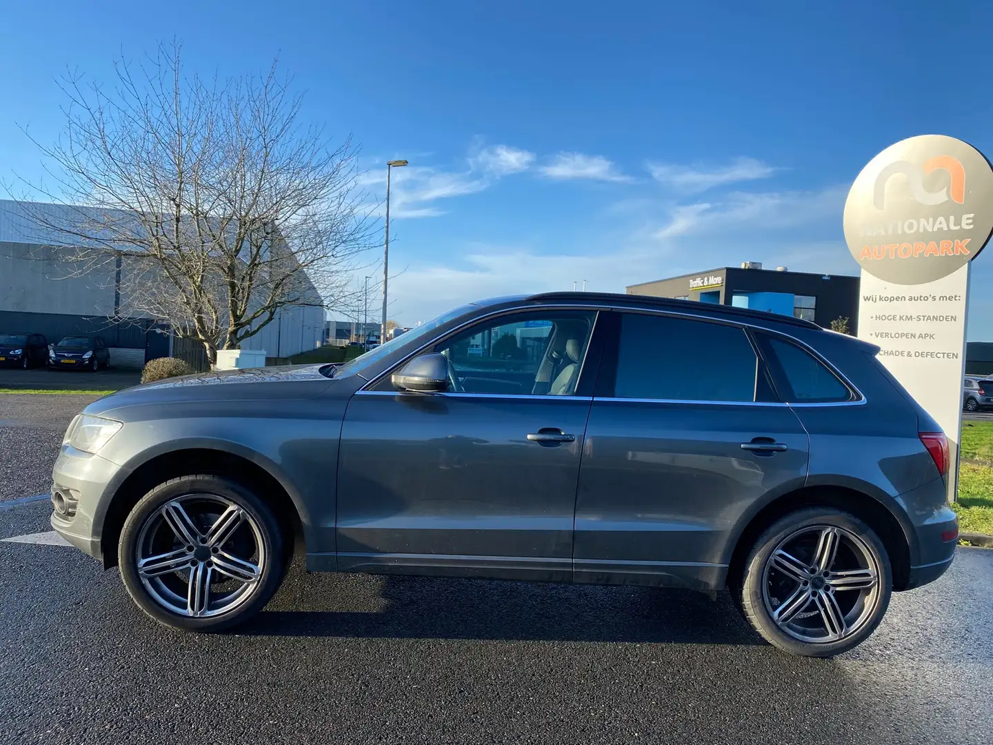 Audi Q5 2010 * 2.0 TFSI quattro * ATM * EXPORT !! Grijs - 2