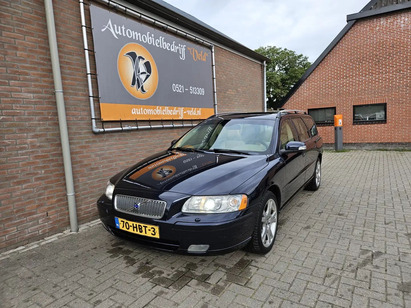 Volvo V70 2.4D Edition Sport plava - 1