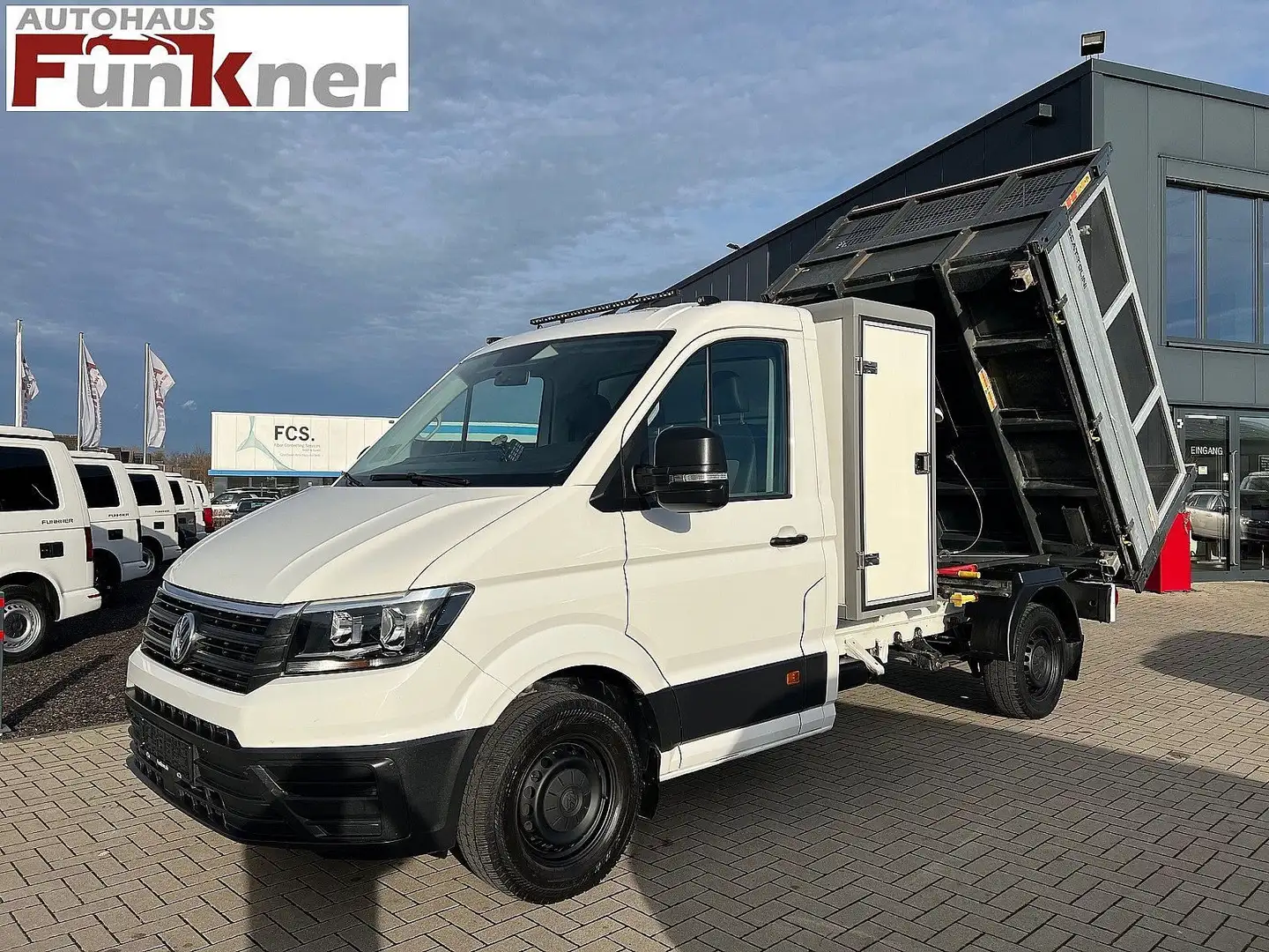 Volkswagen Crafter Pritsche 35 DSG mittellang Kipper 1-Hand Weiß - 1