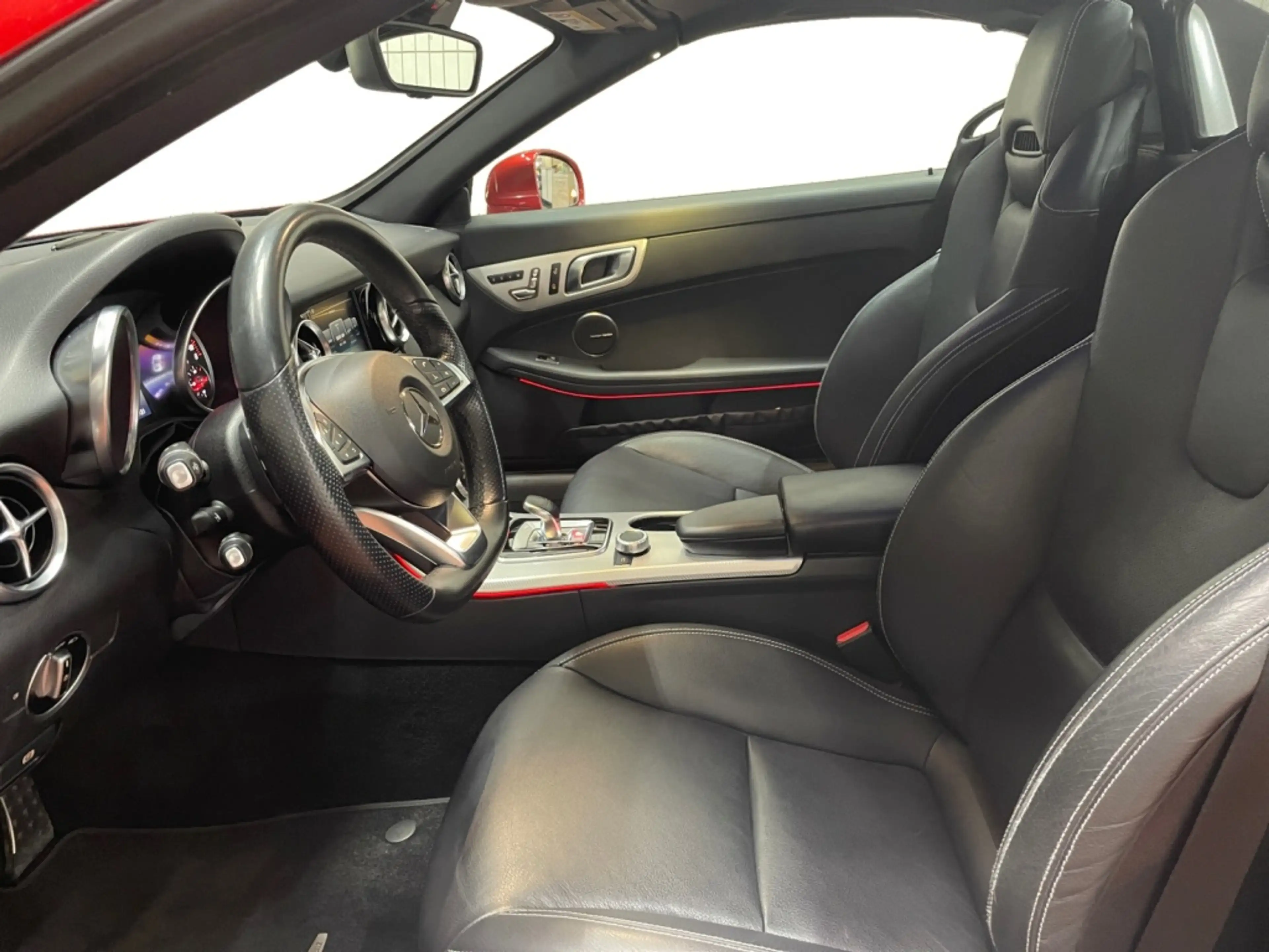 Mercedes-Benz SLC 300 Roadster  AMG+Comand+Carbon+Pano+Cam+LED — photo 8