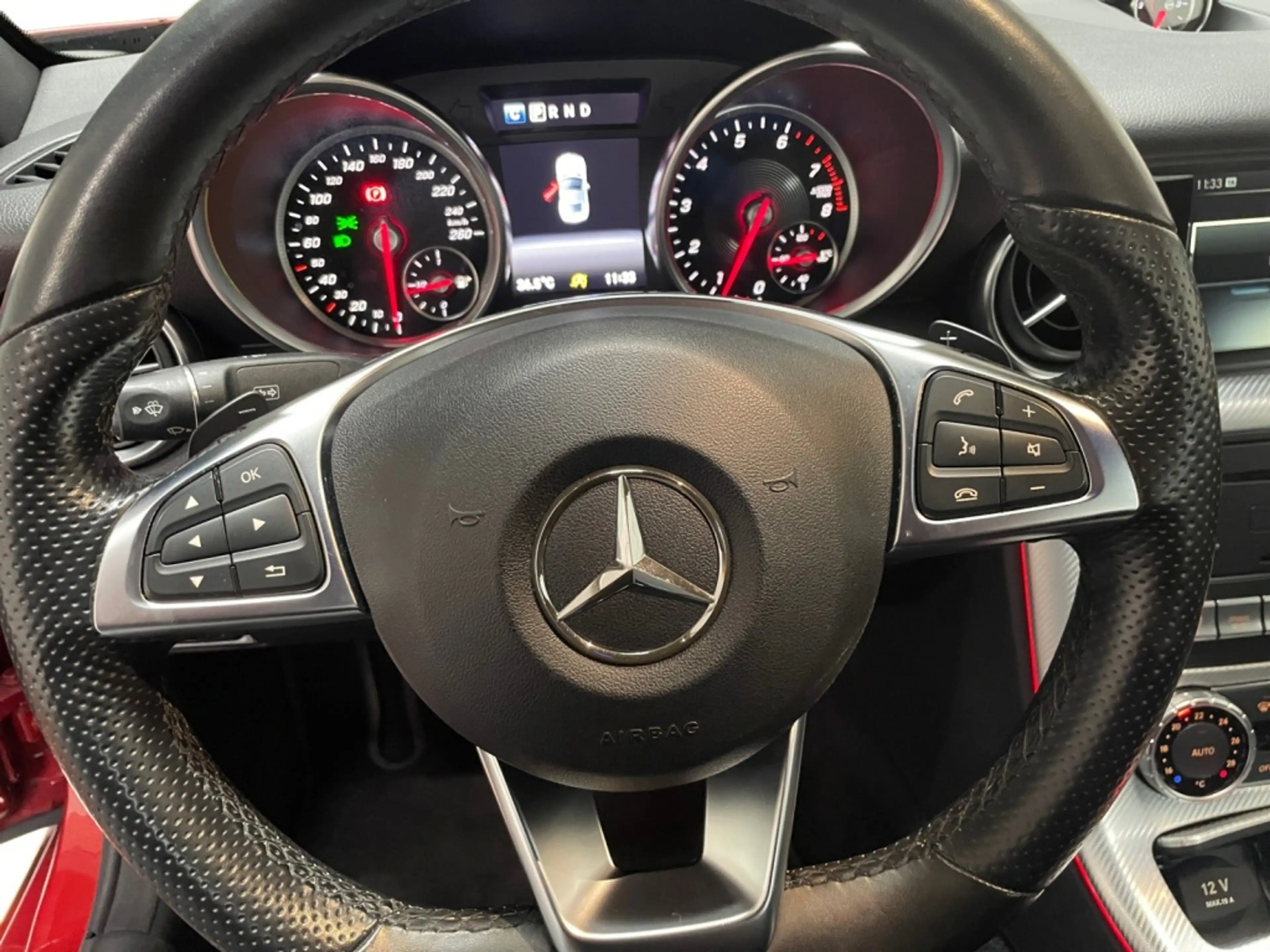 Mercedes-Benz SLC 300 Roadster  AMG+Comand+Carbon+Pano+Cam+LED — photo 12