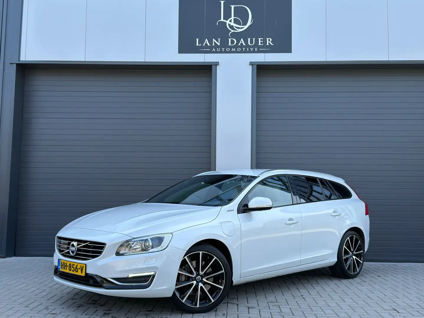 Volvo V60 2.4 D5 Twin Engine Special Edition / Wit Leder ! Wit - 1