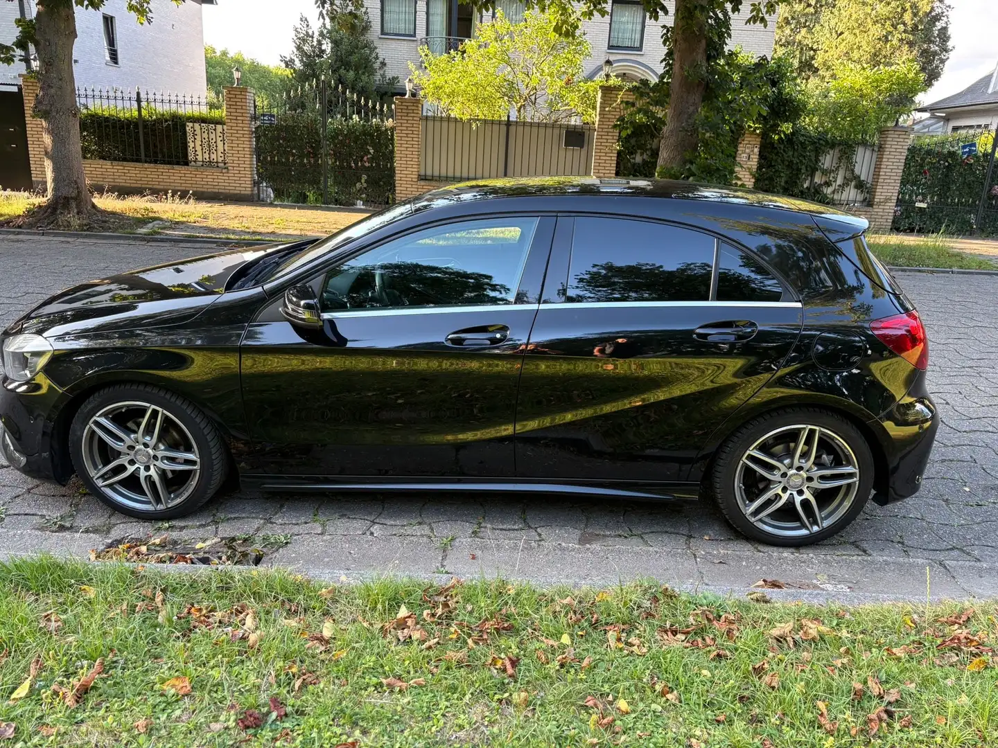 Mercury Mercedes-Benz Classe Schwarz - 1