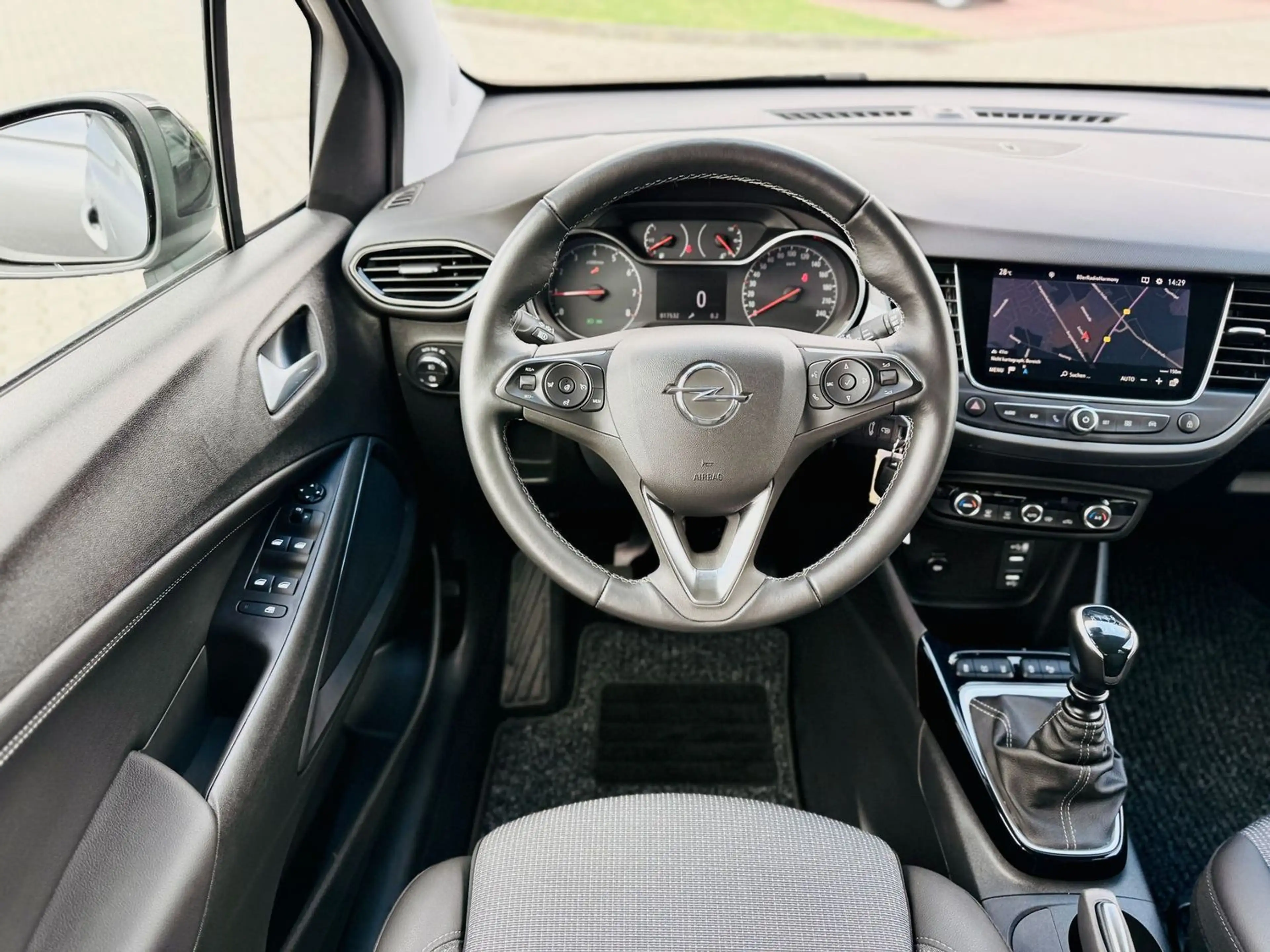 Opel Crossland X 1,2 T ENJOY, Navi, ECO-LED, RFK, PTS, SHZ, LKH, BF — photo 13