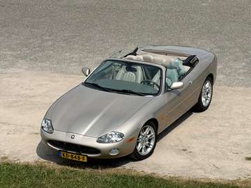 XK8 Convertible