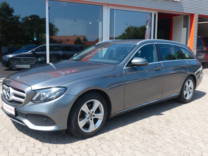 Mercedes-Benz E 220 Navi*LED*SHZ*AHK*Langstrecke*ab 199€ — photo 2