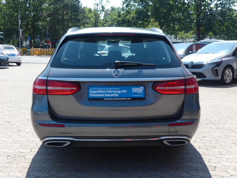 Mercedes-Benz E 220 Navi*LED*SHZ*AHK*Langstrecke*ab 199€ — photo 5