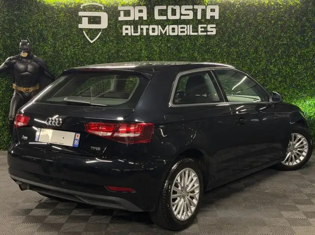 Audi A3 view 9
