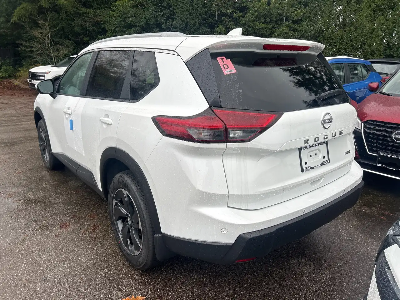 Nissan Rogue снимка Nissan Rogue
