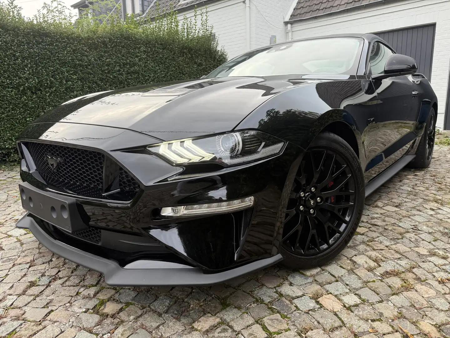 Ford Mustang Mustang 5.0 Ti-VCT V8 GT (EU6d) 4.300km !!! Zwart - 2