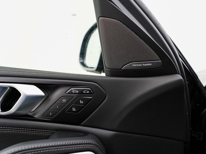 BMW X6 xDrive40d M-SportPRO 22 SKY Luft StHzg Massag — photo 11