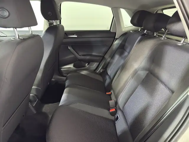 Volkswagen Polo view 15