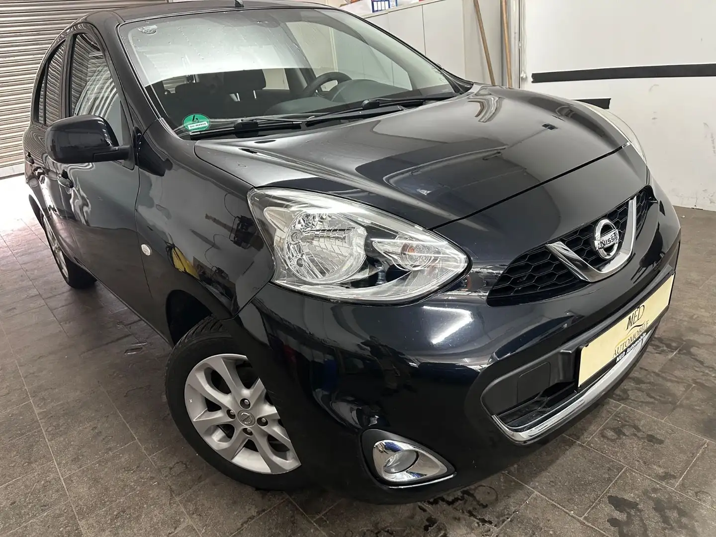 Nissan Micra Acenta Schwarz - 1