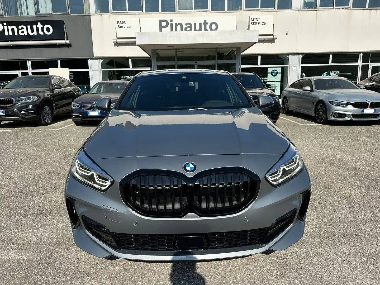 BMW 118 118d Msport auto Gris - 1