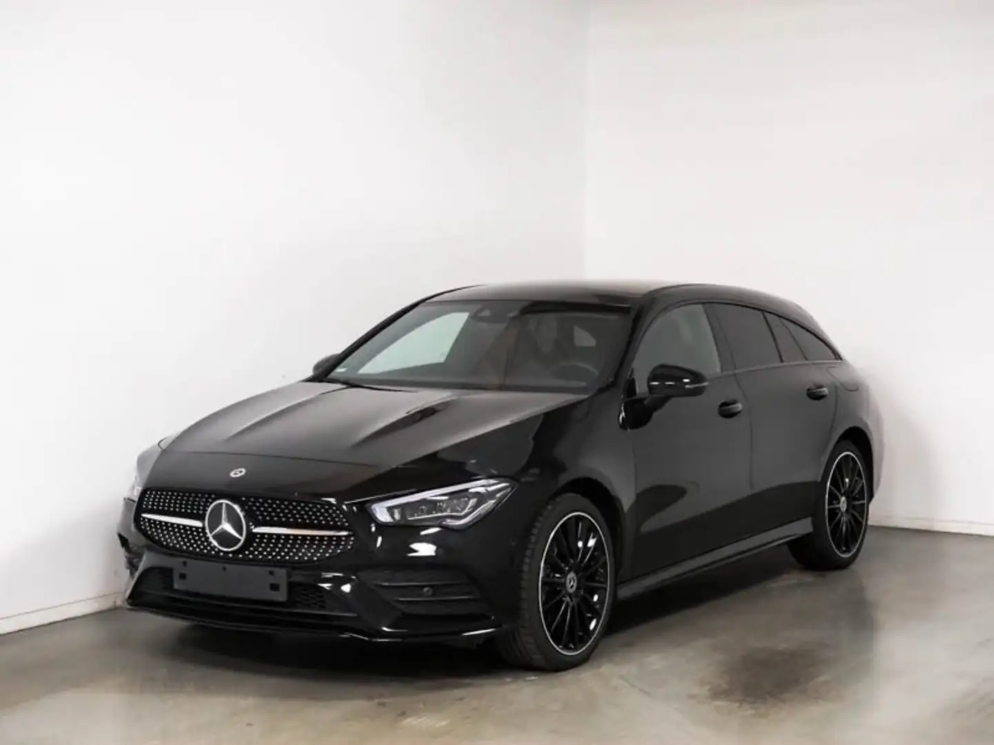 Mercedes-Benz CLA 250 CLA 250 e Shooting Brake AMG *Panoramisch dak* Zwart - 1