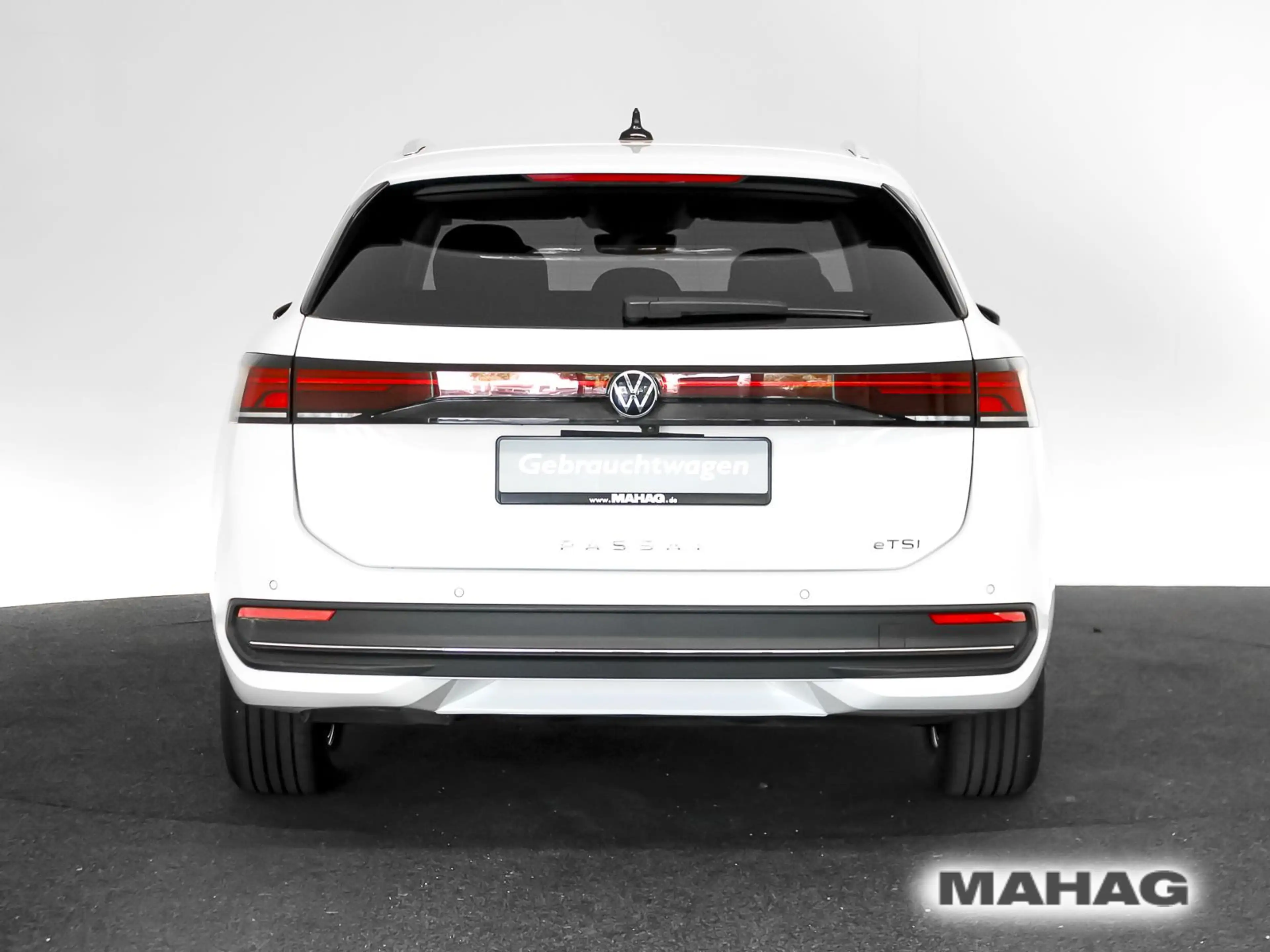 Volkswagen Passat Variant Business 1.5 eTSI LED Navi HuD Pa — photo 7