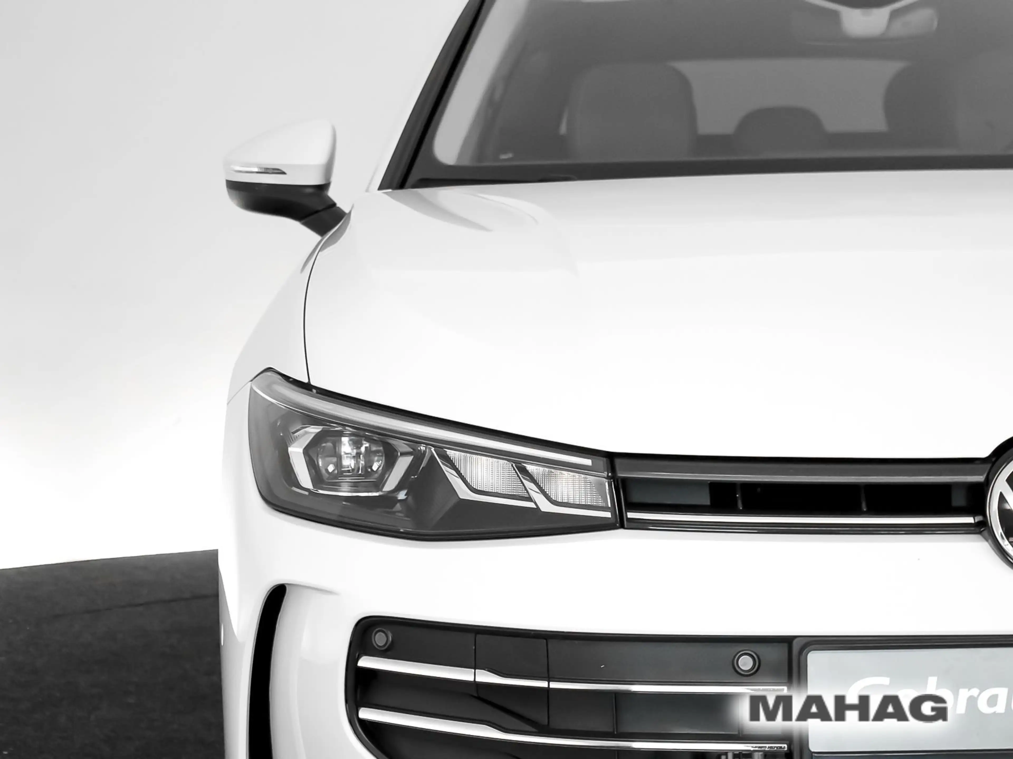 Volkswagen Passat Variant Business 1.5 eTSI LED Navi HuD Pa — photo 9