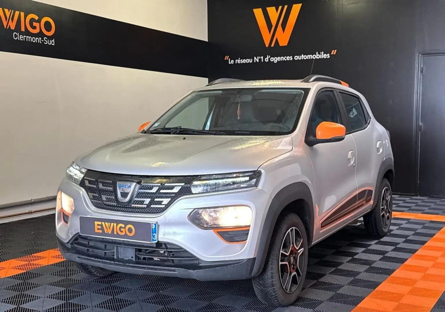 Dacia Spring electric 45ch achat-integral confort plus bva batterie garantie 2029 Grau - 1