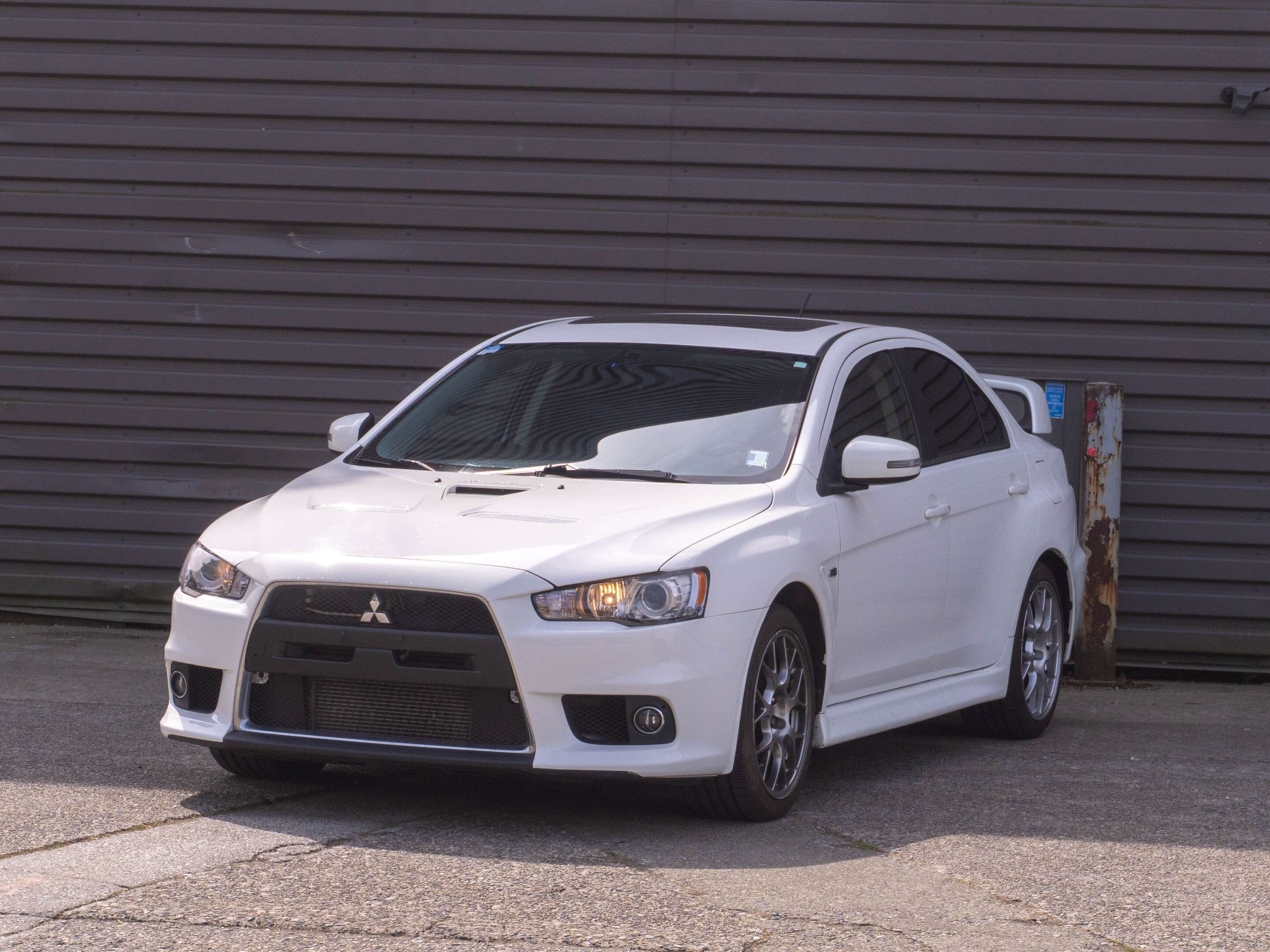 White 2015 Mitsubishi Lancer Evolution Sedan All-Wheel Drive 6-Speed Automatic