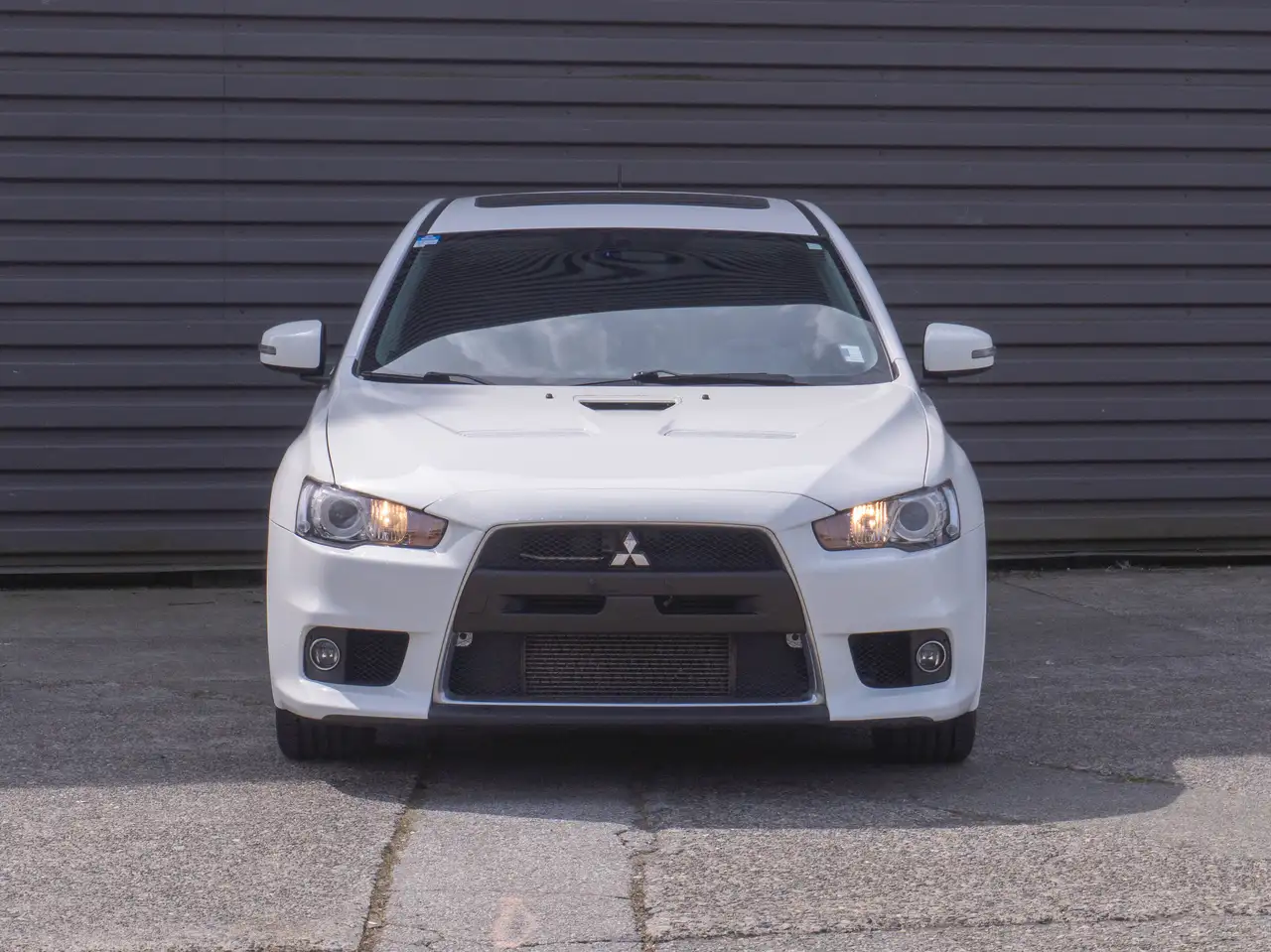 Mitsubishi Lancer снимка Mitsubishi Lancer