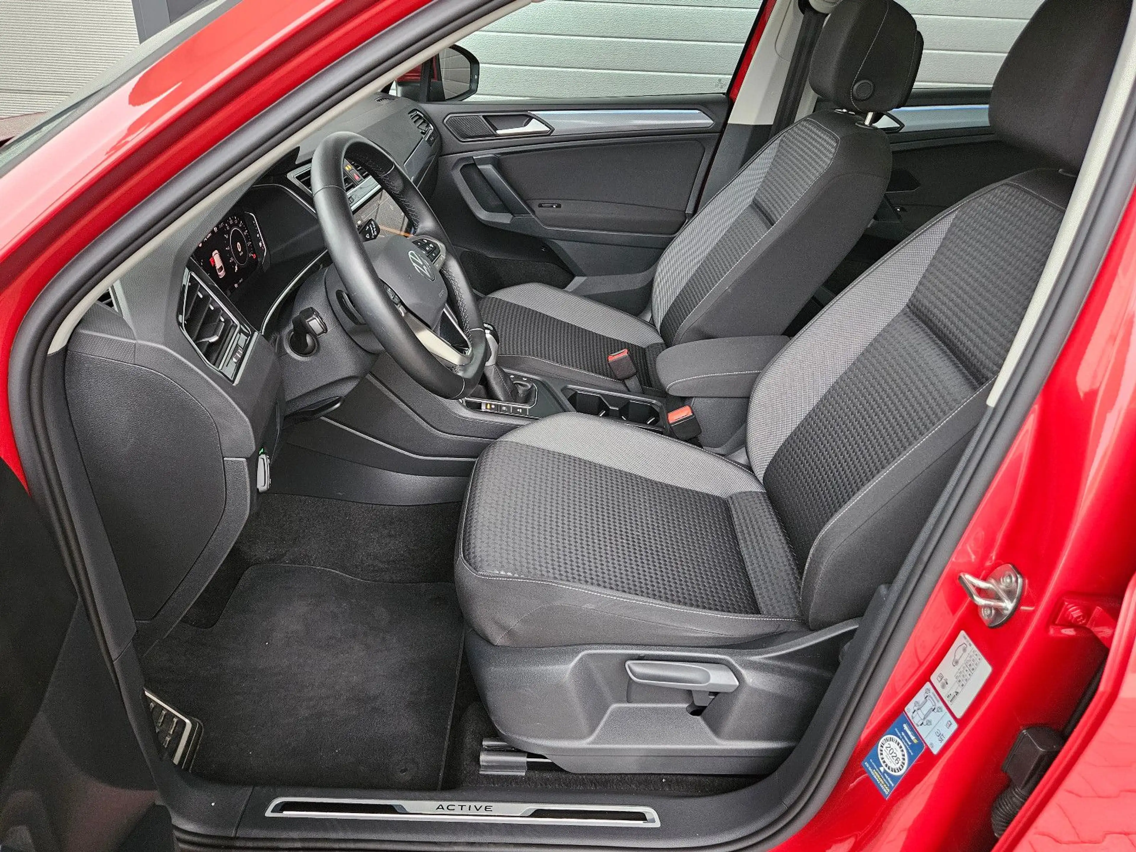Volkswagen Tiguan 1.4 eHybrid  ACTIVE Top Zustand — photo 9