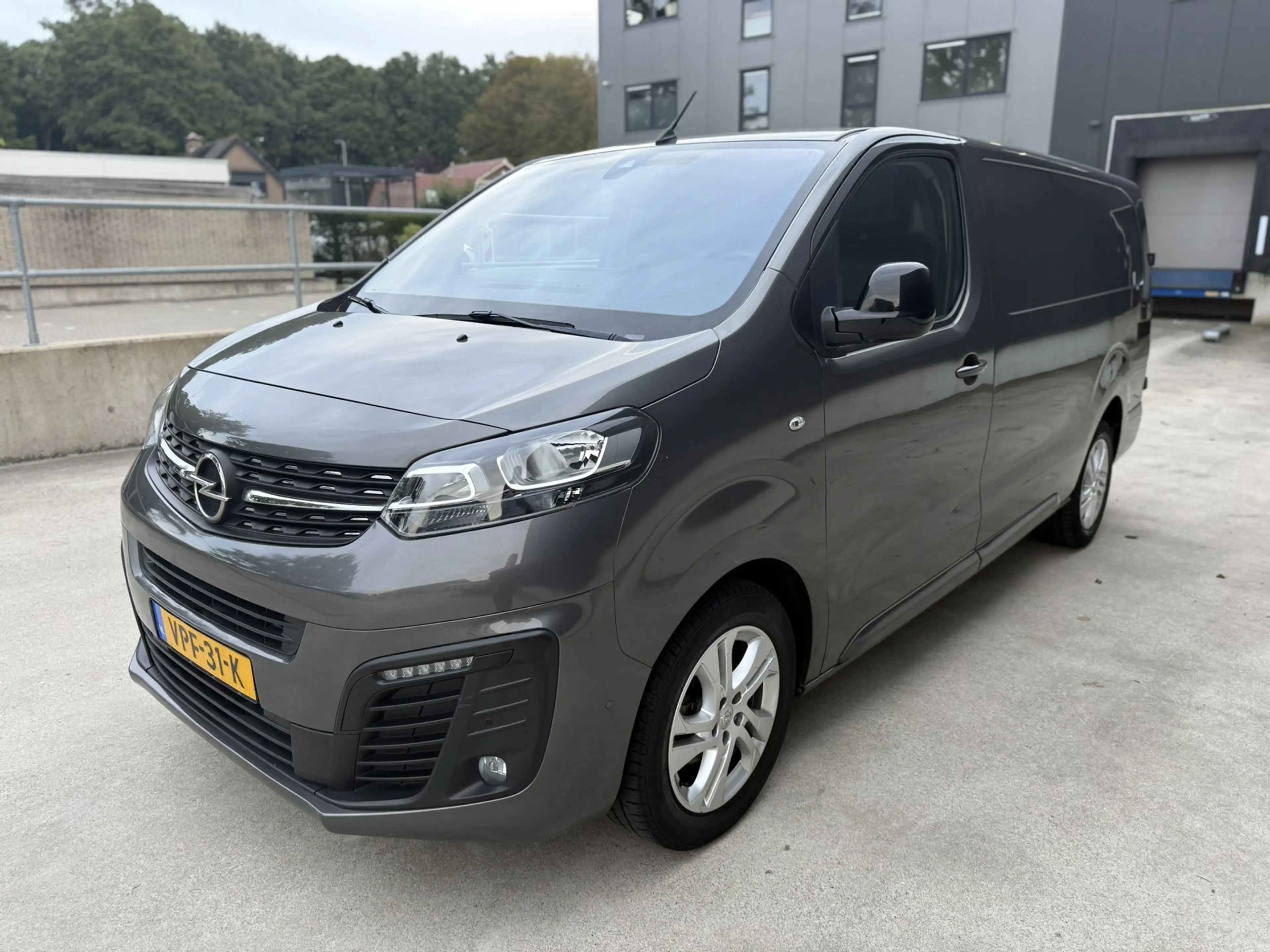 Opel Vivaro 2.0 CDTI L3H1 Innovation — photo 3