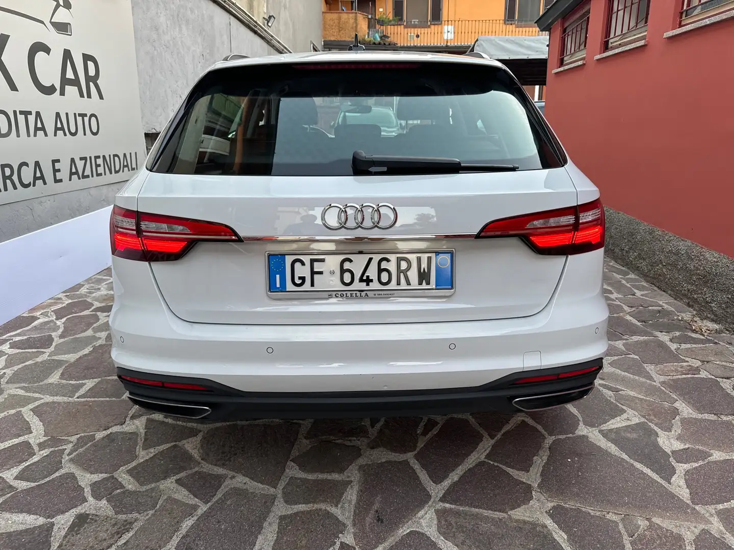 Audi A4 Avant 30 2.0 tdi mhev Business 136cv s-tronic Blanco - 2