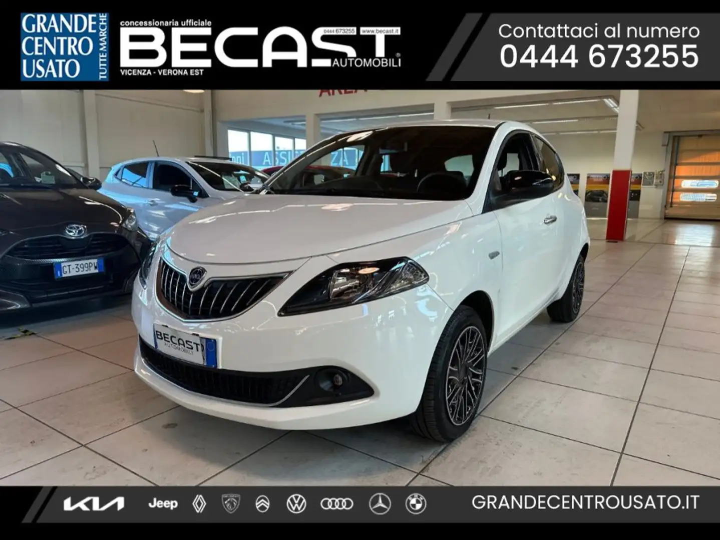 Lancia Ypsilon 1.0 FireFly 5 porte Hybrid Gold UNICO PROPRIETARIO Bianco - 1