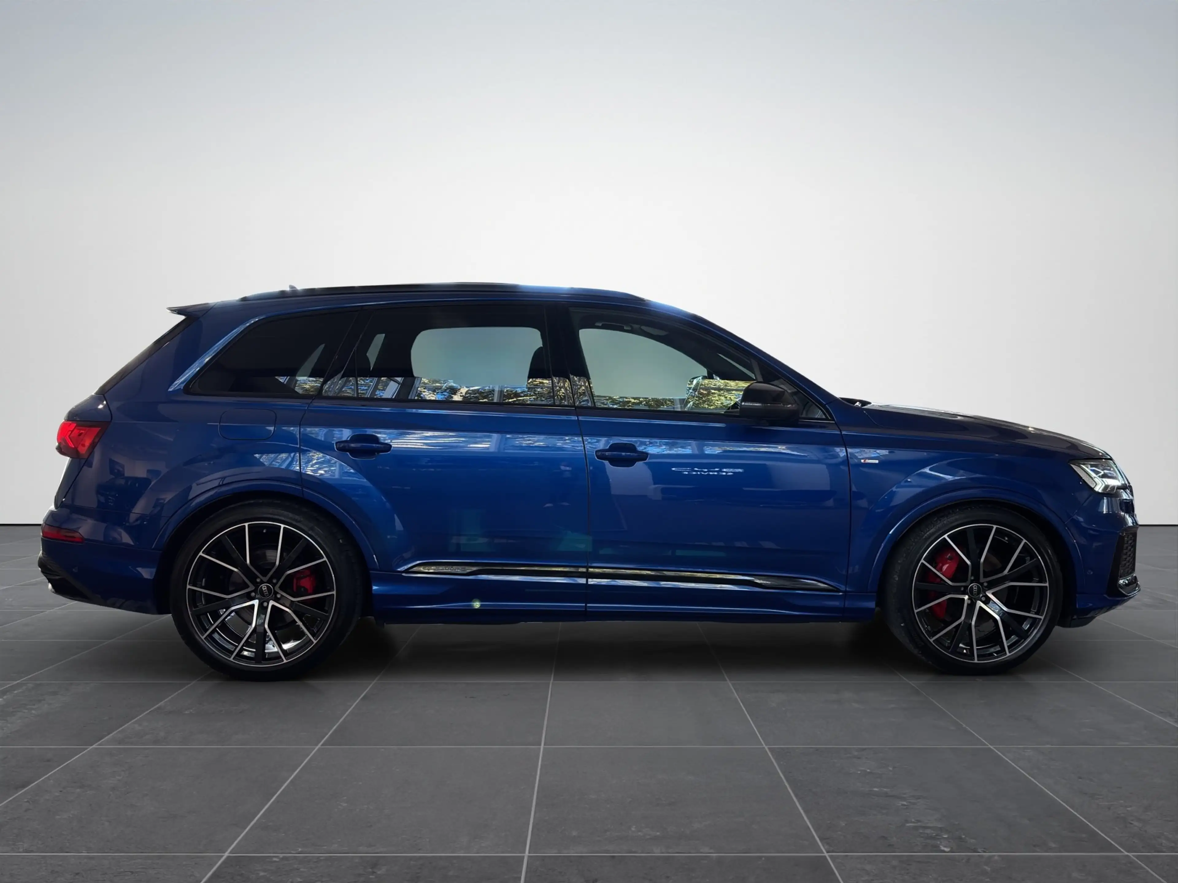 Audi Q7 competition plus B&O|360°|AHK|HUD|Laser|Pano — photo 7