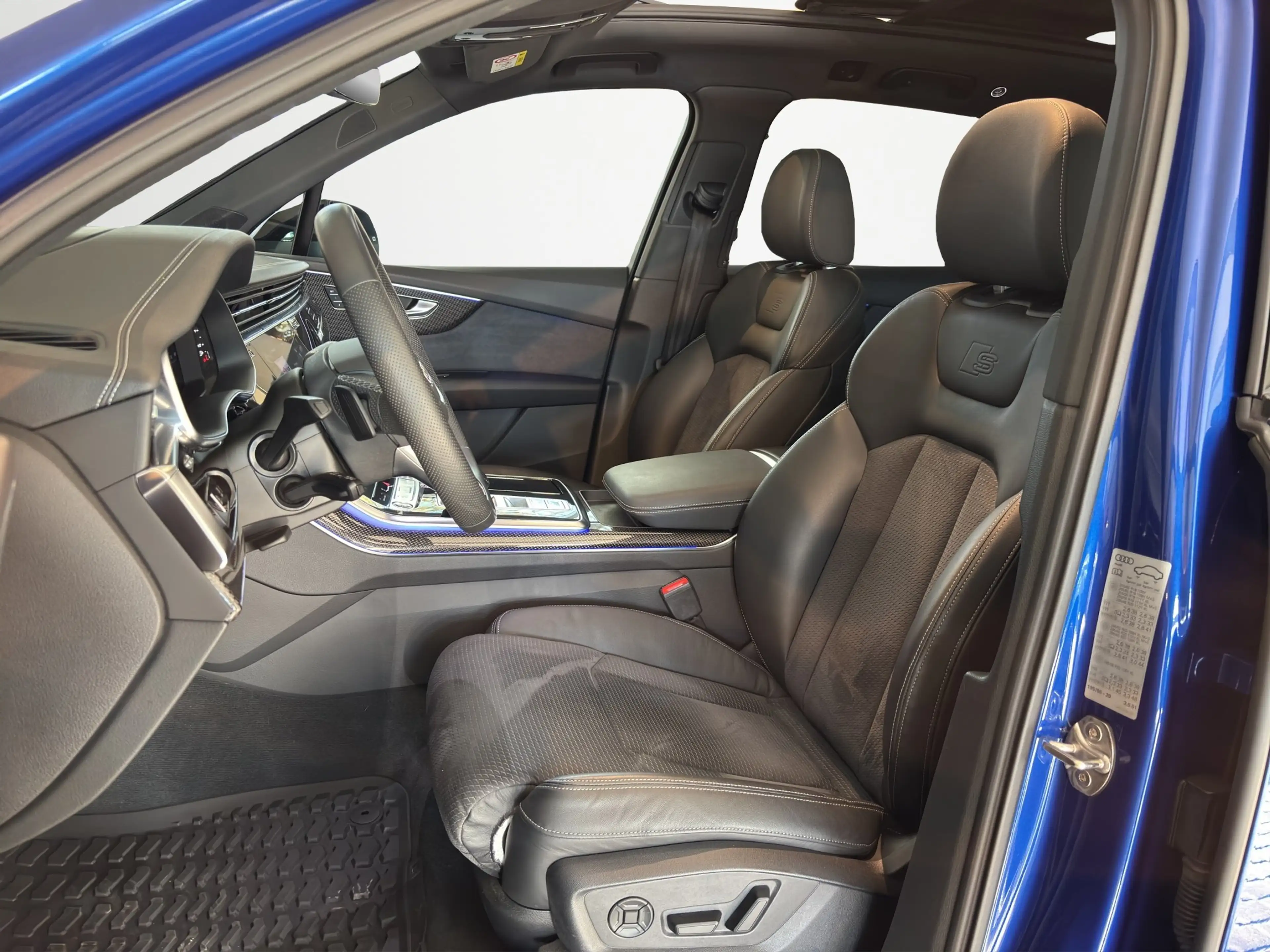 Audi Q7 competition plus B&O|360°|AHK|HUD|Laser|Pano — photo 10